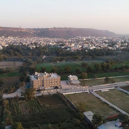 ククダ リゾート Chittorgarh エクステリア 写真